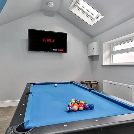 Luxury Spacious Pad With Games Room Sheffield Exterior photo