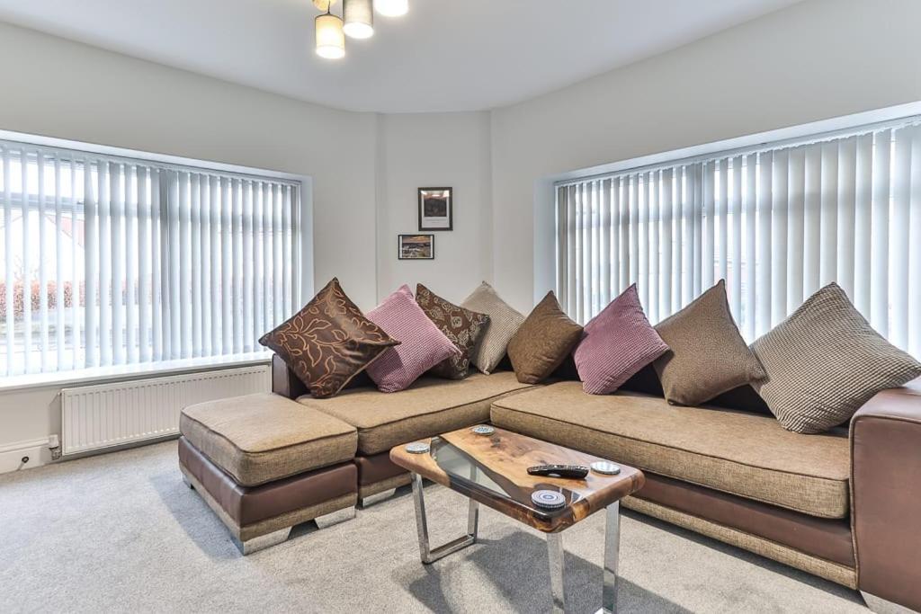 Ferienhaus Luxury Spacious Pad With Games *